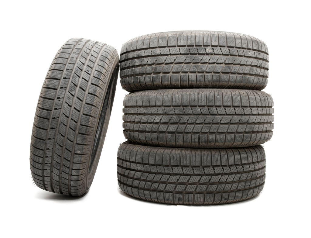 pike of old tires