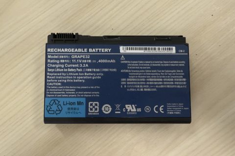 Rechargeable laptop battery